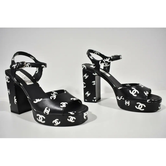 Chanel 22S Black White Lambskin CC Logo Platform Strap Block Heel Sandal 39 - Picture 2 of 12